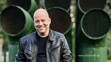 Иво Сиромахов с нов роман. Пророчески ли е?