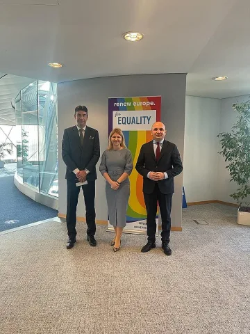 Илхан Кючюк разговаря с вицепремиера на Украйна Олга Стефанишина