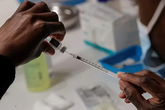 Продаваме и даряваме ваксини на Босна и Херцеговина