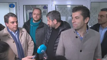 Ще има ли кабинет? Какво се договориха Кирил Петков и Христо Иванов