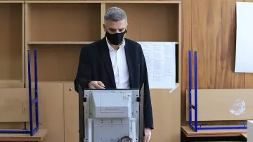 Премиерът успокои: Машинното гласуване е достатъчно сигурно