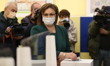Нинова: Гласувах да има държава, която стои зад хората