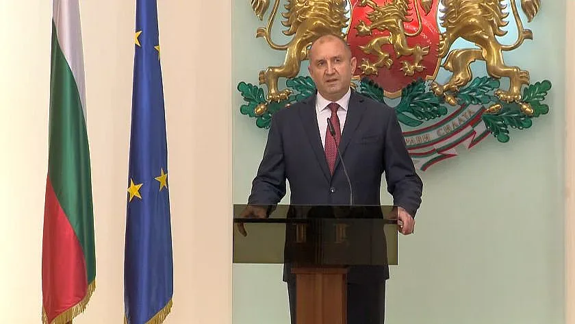 Радев с обръщение към българите за изборите. Какво каза?