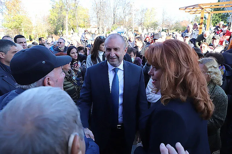 Ивет Горанова подкрепи Румен Радев и Илияна Йотова