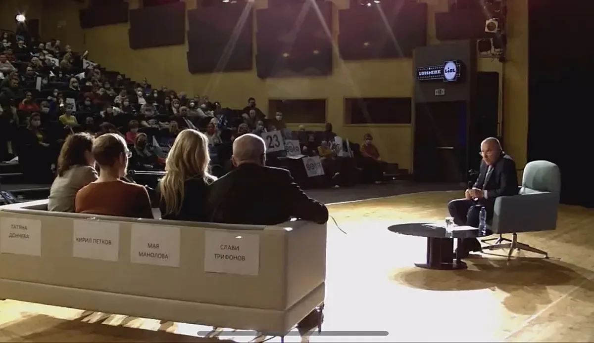 Марешки: Всеки може да прави шоу, но не всеки да управлява почтено