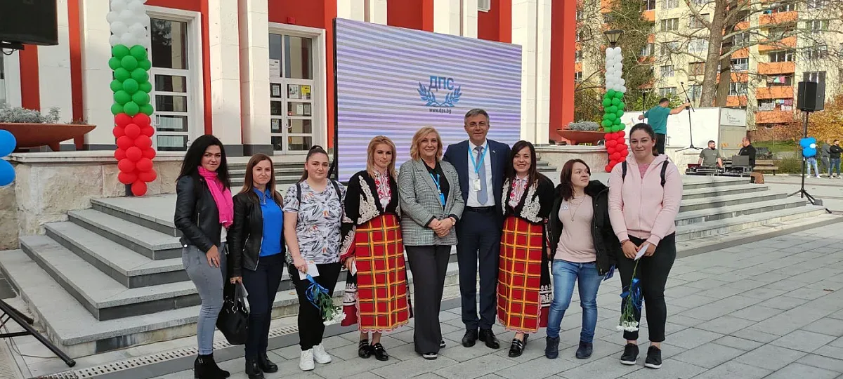 Карадайъ: Дългът ни е да посочим посоката за развитие на България