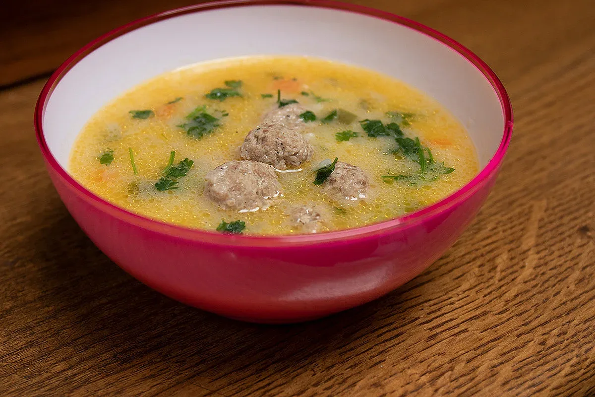 Ето как баба ти правеше супа топчета