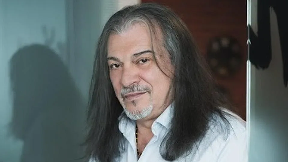 Шок! Халваджиян сменя водещ на Капките