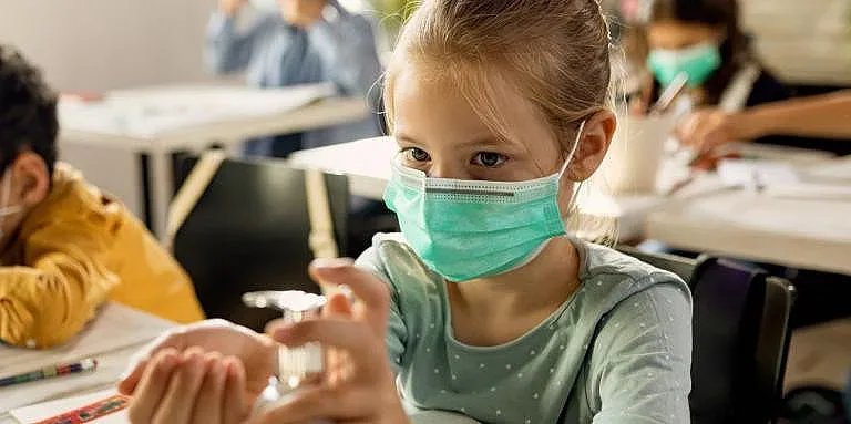 Дават краен срок на родителите за тестването на децата