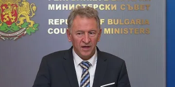 Кацаров оптимист -колко се ваксинираха заради сертификата