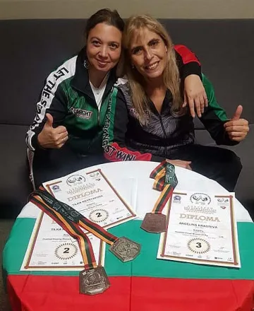 Две старозагорки завоюваха отличия от Спортен клуб за сляпо-глухи