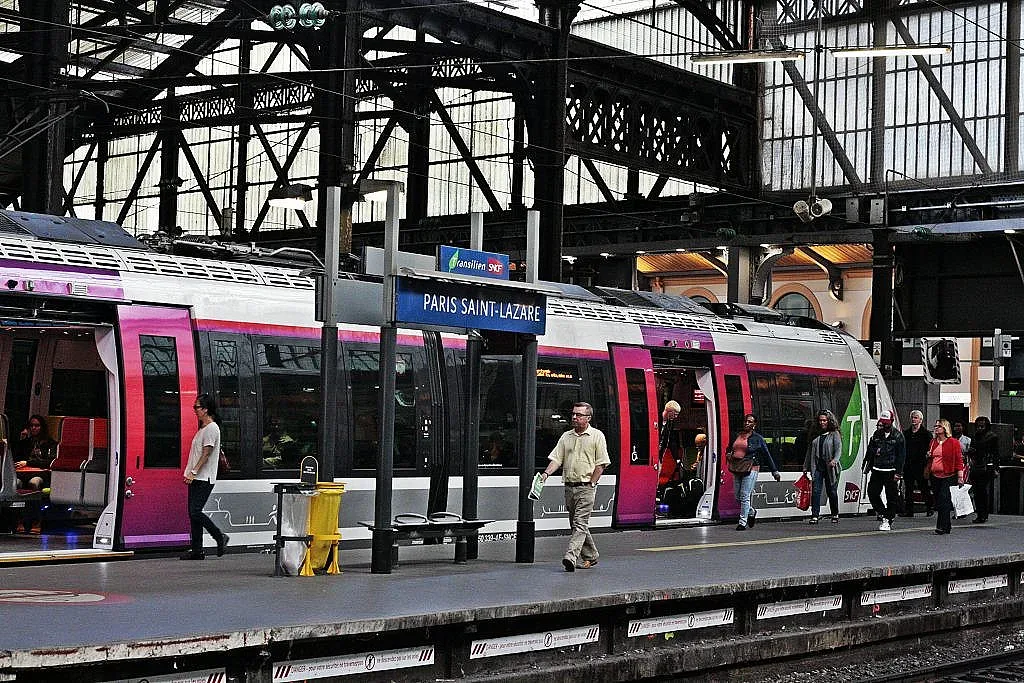 Застреляха разбеснял се луд в Париж заради ковид