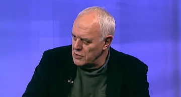 Андрей Райчев: Избираме между гей с маска и фашист конспиратор