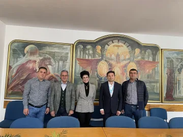 Цонев и Летифов обсъдиха цените на храните с бизнеса