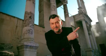 Кой събра Любо Киров, Мутафчиев и Стенли