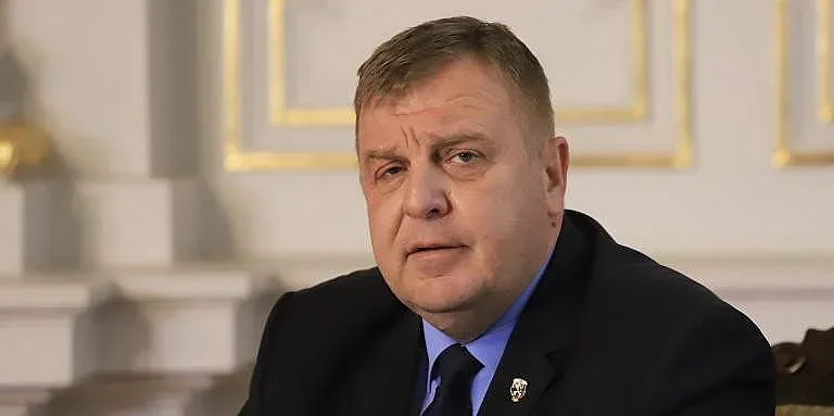 Каракачанов с второ внуче, кръсти го Гоце Делчев