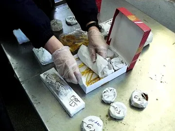 Спипаха златно съкровище на Дунав мост, струва милиони