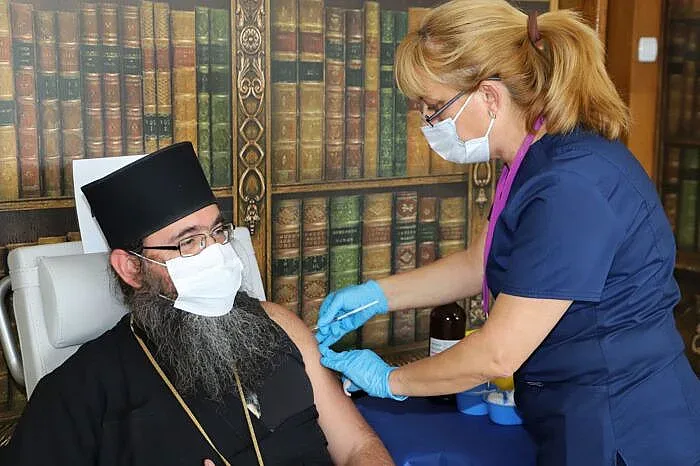 Лекар от ВМА - социалните мрежи са най-тежката болест!