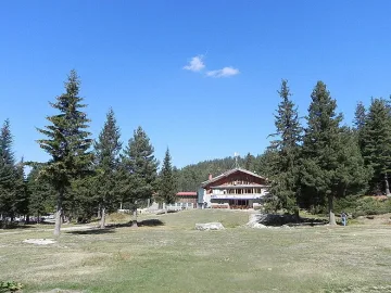 Комплексът “Мальовица“ почита Небесния покровител на народа ни