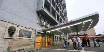 Пирогов препълнен, свършиха COVID леглата
