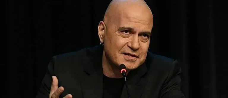 Слави срази Герджиков: Луна е по-добра от него