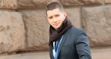 Политолог разкри кой ще гласува за Радев