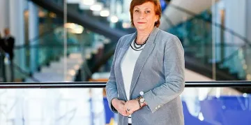 Искра Михайлова със съвети към бизнеса за кръговата икономика