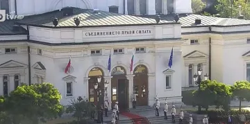 Листите готови окончателно, къде се сблъскват партийните лидери