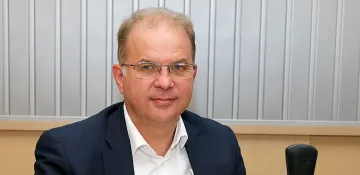 Чолаков разкри истината за двойните заплати на депутатите