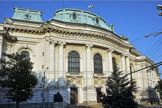 Голяма промяна в университетите. Нови заплати