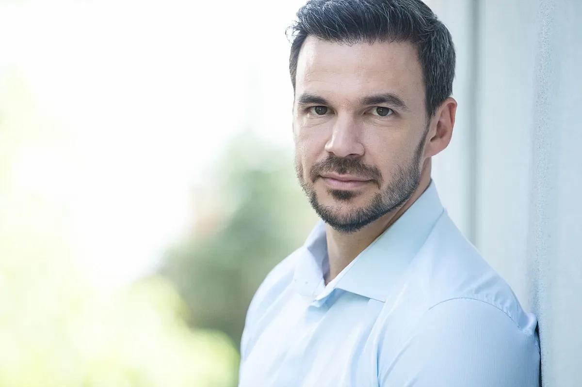 Тъмни сделки излизат наяве в "Пътят на честта"