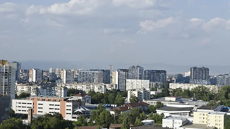 Цените на жилищата в София растат, но по-бавно от другаде