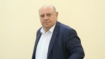Уволнения заради кораба. Голям шеф отлетя