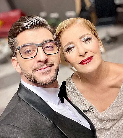Катето Евро гласува за новата си снаха