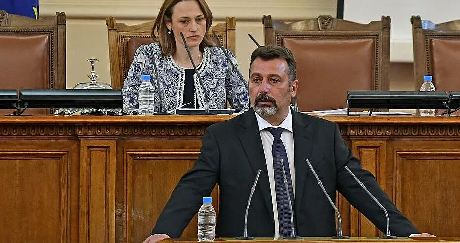 ИТН с ключово решение за Петков и Василев