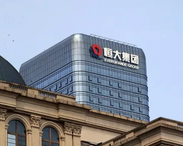 Не ковид, не инфлацията. Бомба цъка за световните финанси