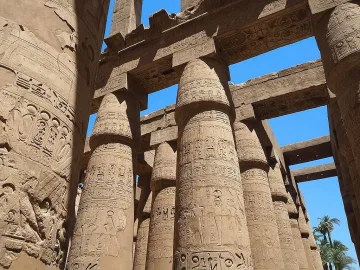 Пак се изложихме! Нашенец се подписа на световна забележителност