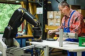 Какво е да имаш колега робот