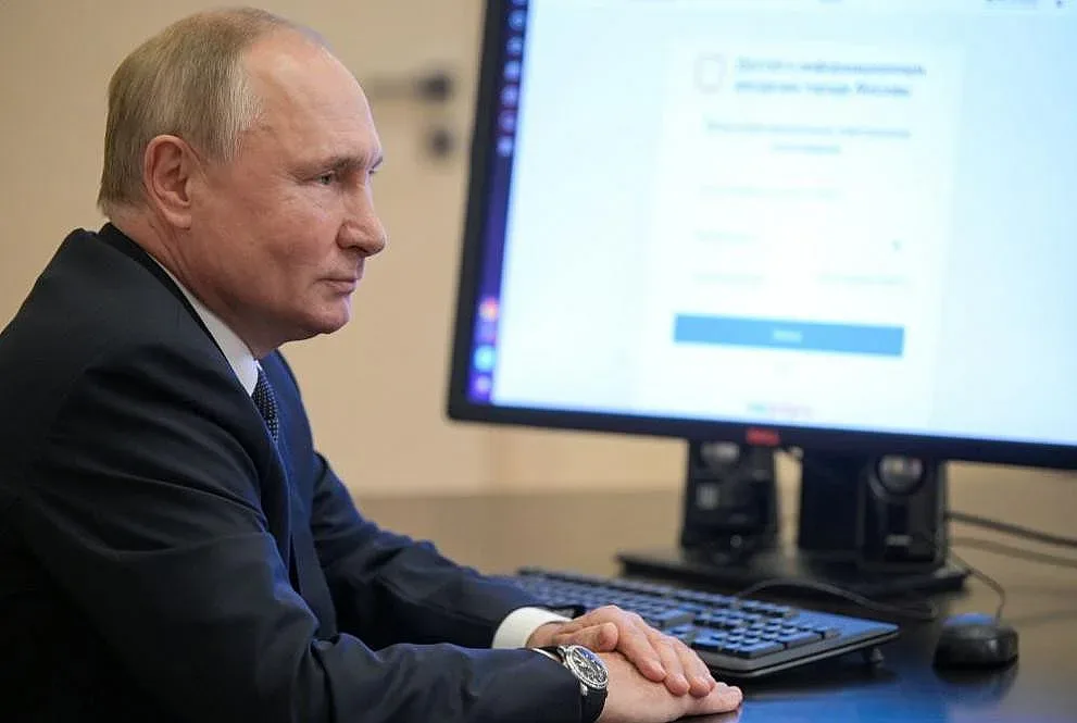Избори в Русия. Как гласува Путин?