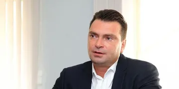 Паргов: Има нужда от редовен кабинет поне за зимата