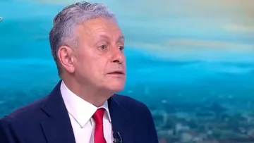 Соломон Паси отвърна на Борисов за контактната група