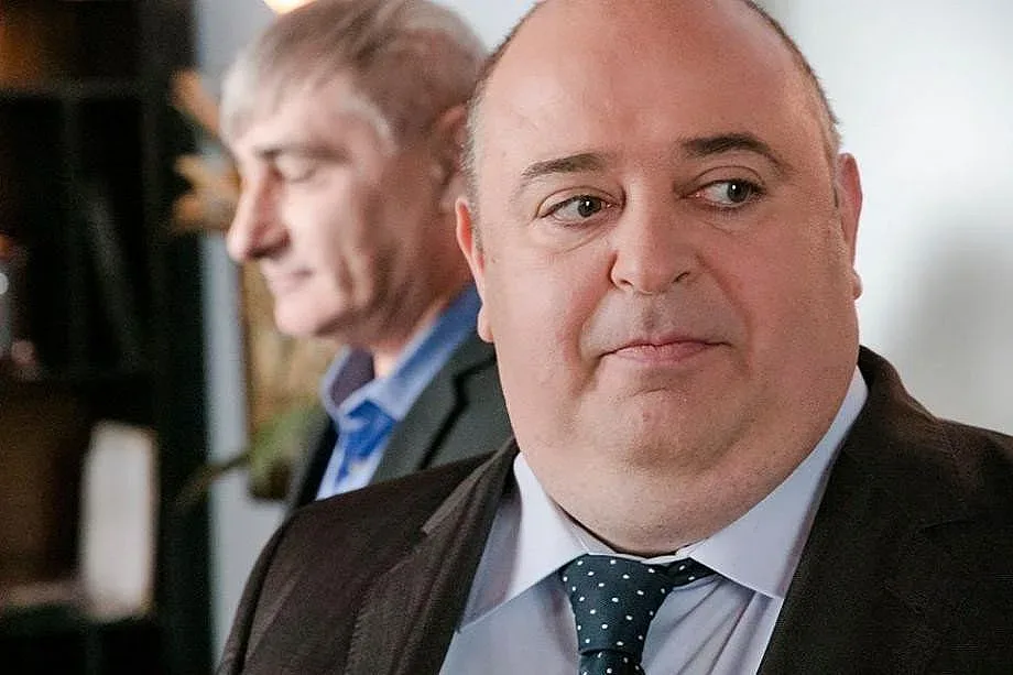 Защо Любо Нейков сложи перука?