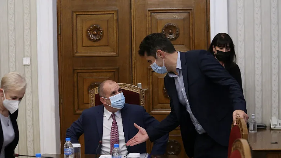 Петков при Радев. Ново правителство?