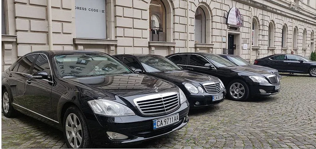 Спешна среща при президента. Къде е Кацаров