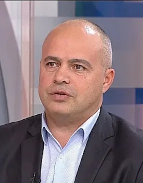 Свиленски с бомба: Кирил Петков краде хора на БСП