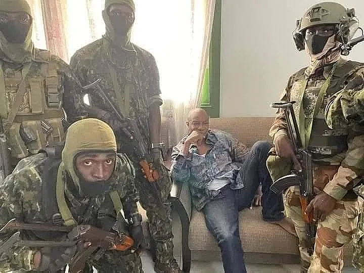 Военните преврати за последните 10 г. В Гвинея стана страшно