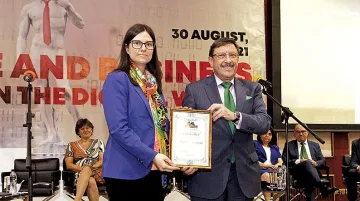 Наградите на Чудесата: Миряна Тодорова прави изкуство на бъдещето