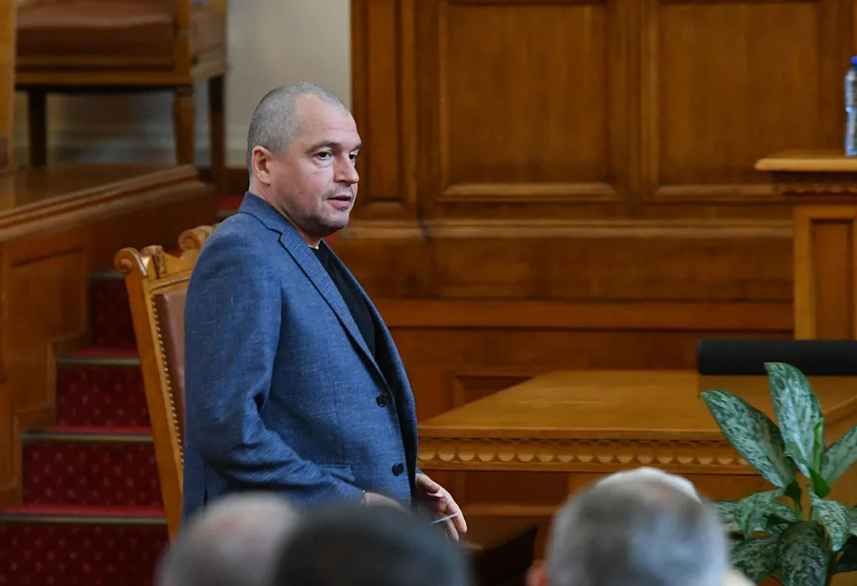 ИТН иронични към Христо Иванов. Причината