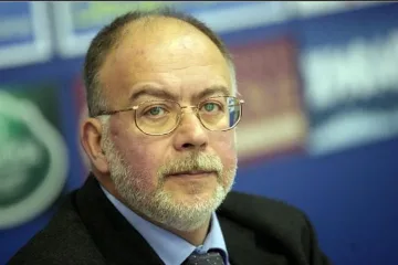 Социолог каза кого ще захапе партията на Кирил Петков