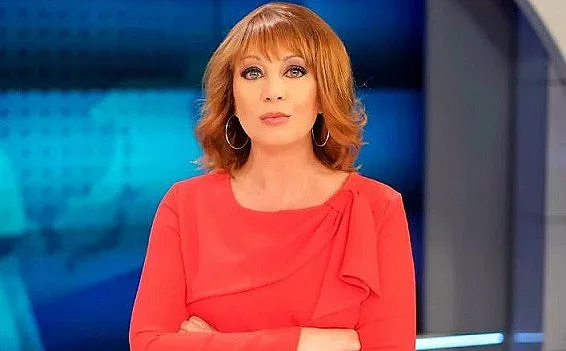 Водеща на БНТ се изповяда за бившия в ефир